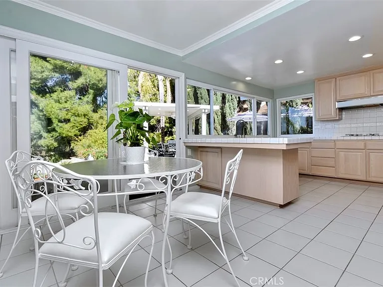 22903 De Kalb Dr — Photo 8