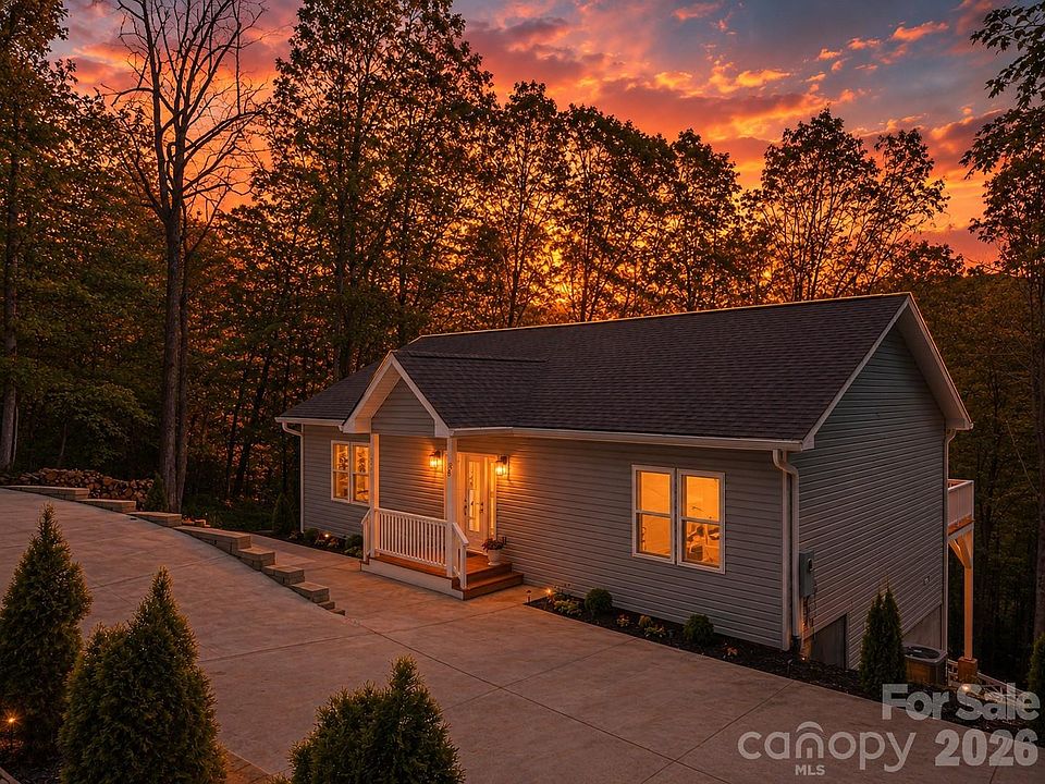 1st image of 88 Foxwood Dr