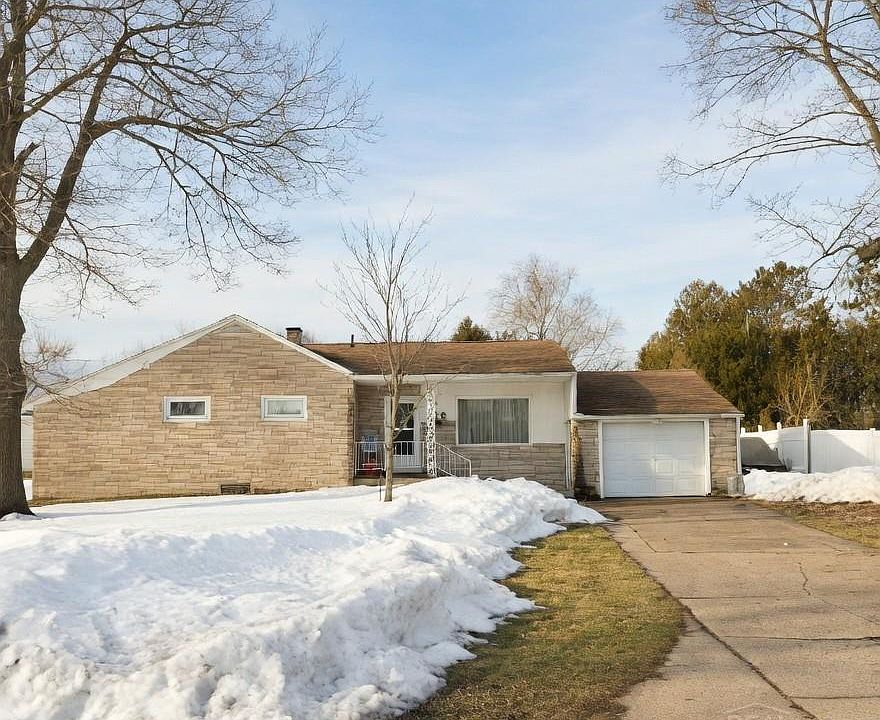 1st image of 609 Eskil Ave
