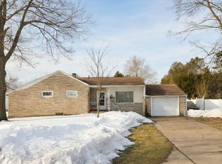 609 Eskil Ave, Kingsford, MI 49802