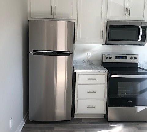 3rd image of 1424 N 63rd Pl #1424