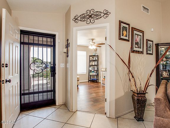 3rd image of 1642 N Placita Colonia De Oro