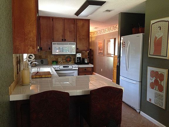 5th image of 310 W 34th Ct