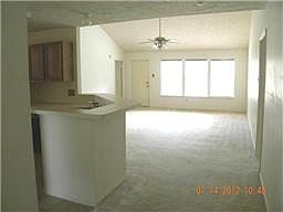 3rd image of 4647 Linden Pl