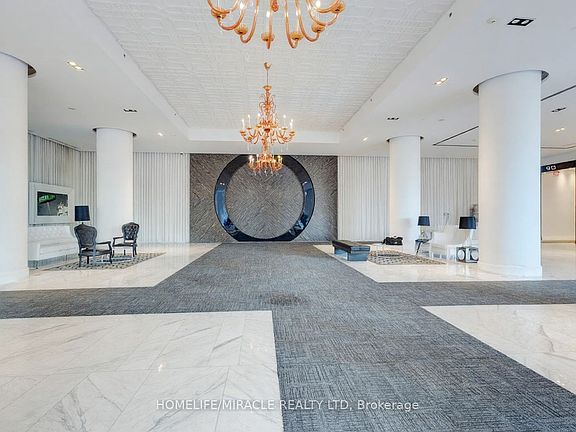 4th image of 90 Park Lawn Rd #2202