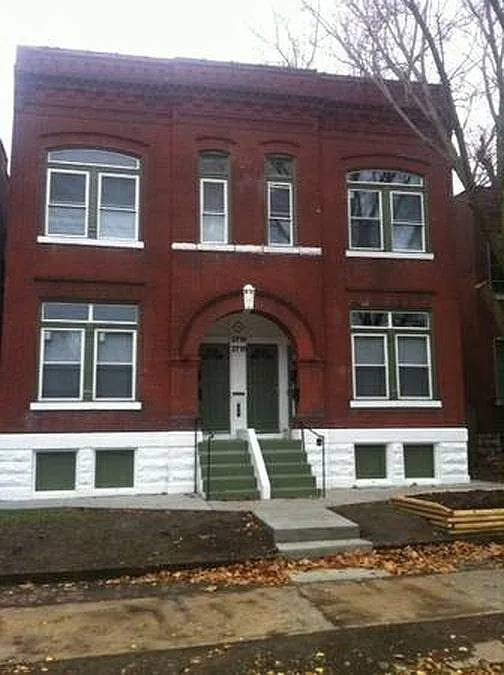 2718 Allen Avenue — Photo 1