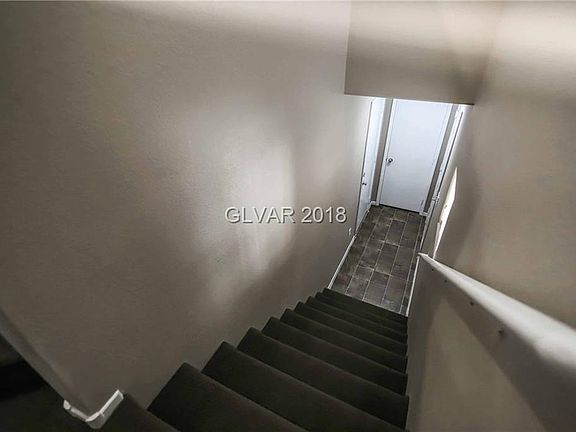 5th image of 24 Red Oak Canyon St Unit 3