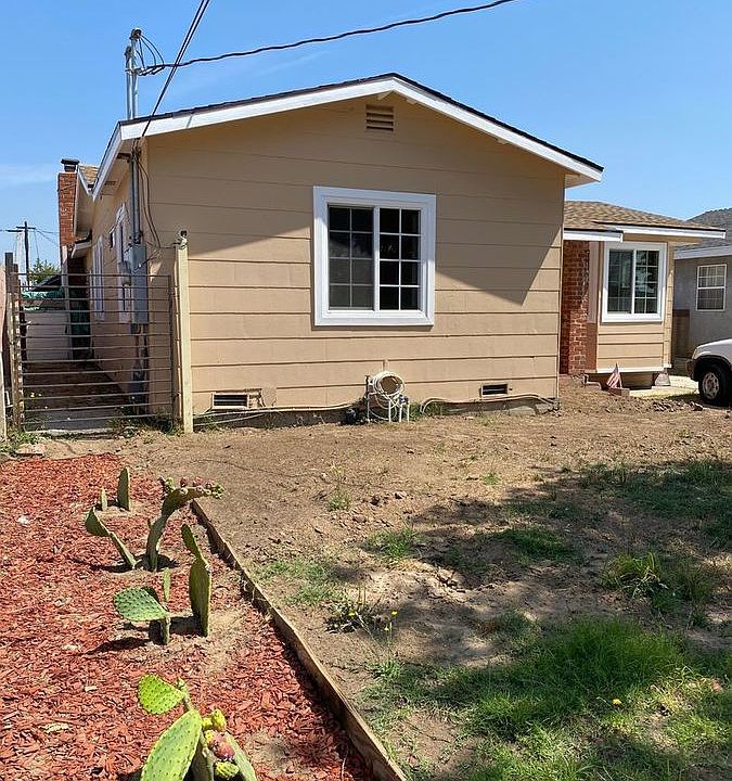 1st image of 1331 W 219th St