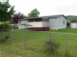 3822 Krohn Ln, Roseburg, OR 97471