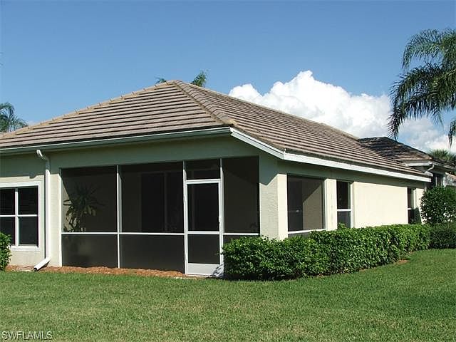 2nd image of 2547 Woodbourne Pl