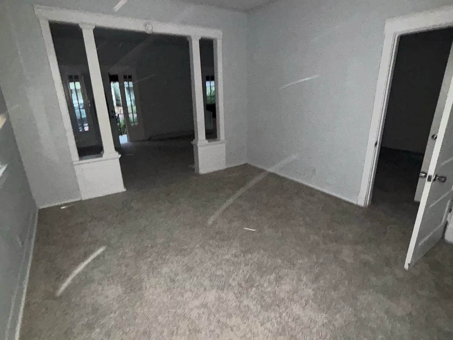 2321 Greenwood Ave - 1 — Photo 2