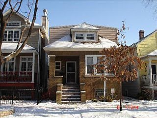 5th image of 4021 N Maplewood Ave