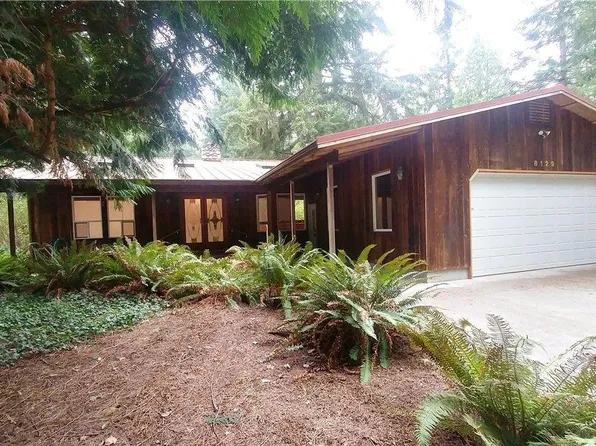 8129 311th St NW, Stanwood, WA 98292