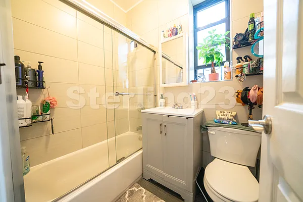 Rented by Sterling Realty Solution Inc | media 40