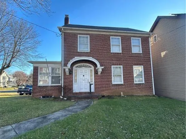 525 Race St, Catasauqua, PA 18032