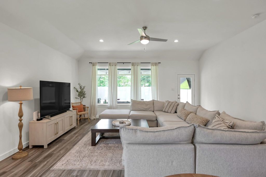 14146 Primrose Ridge Ln, Conroe, TX - More