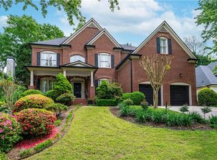 3163 Windsor Lake Dr, Atlanta, GA 30319