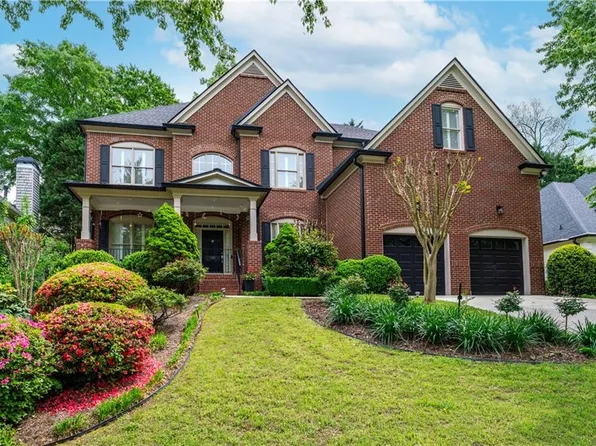 3163 Windsor Lake Dr, Atlanta, GA 30319
