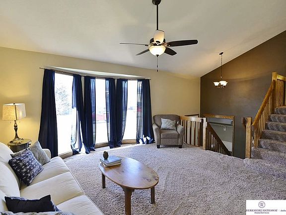 5th image of 15204 Pasadena Ave