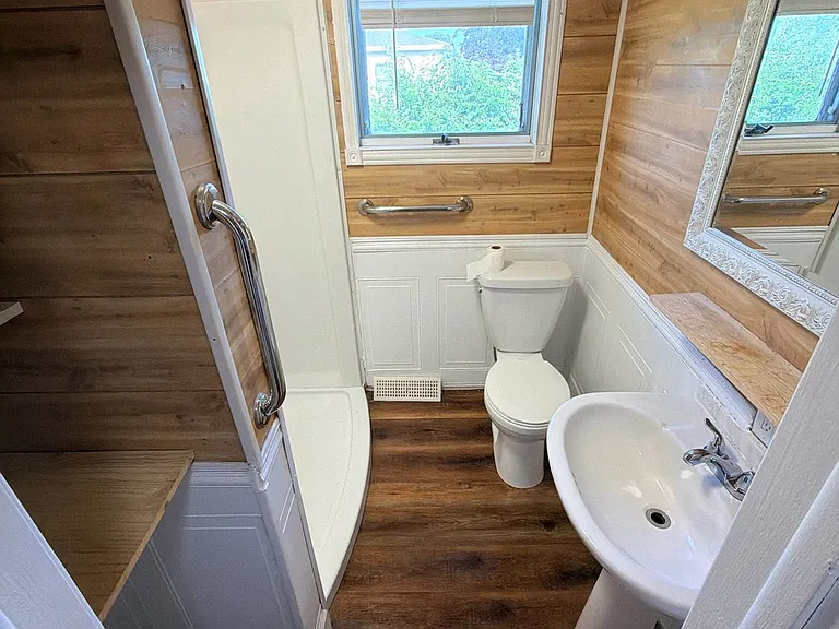 1821 E Ridgeway Ave — Photo 8