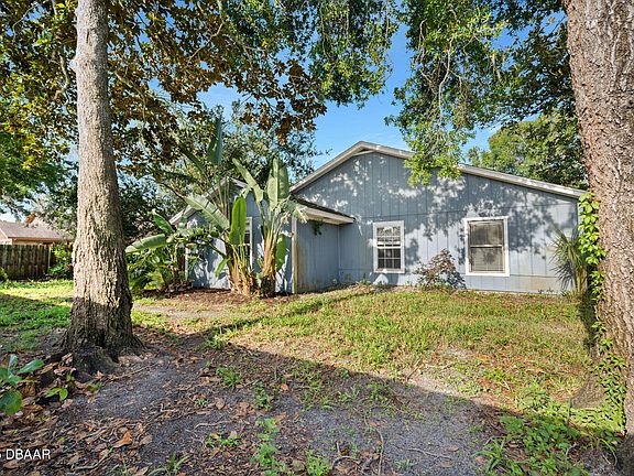3rd image of 1317 Northside Dr