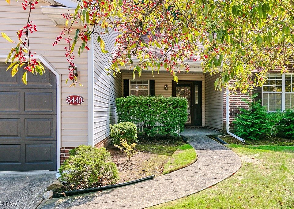 1st image of 8440 Bartley Ln