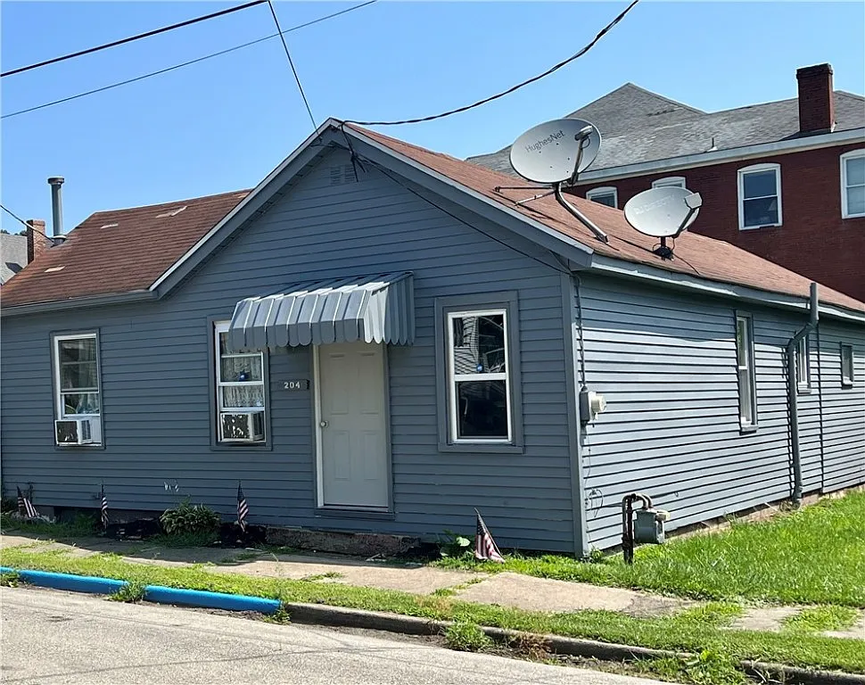204 Youghiogheny St photo 1