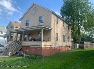95 Fallbrook St, Carbondale, PA 18407