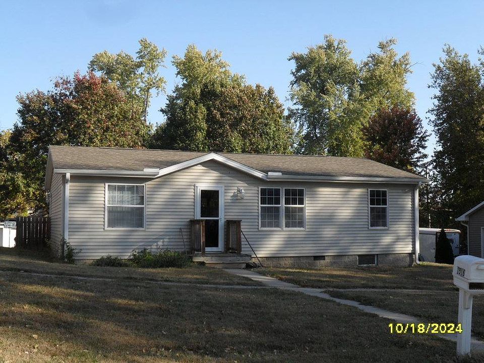 1st image of 1516 3rd Ave