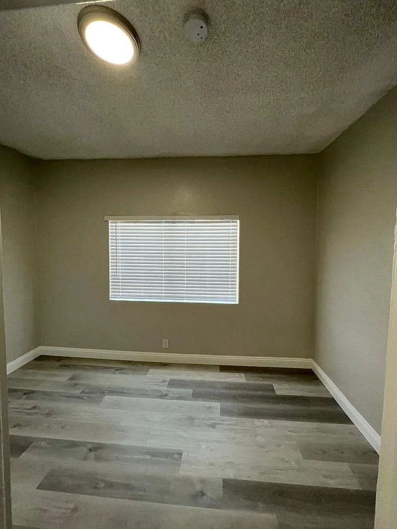 1 bed, 1.0 bath, 650 sqft, $1,900 — Photo 4