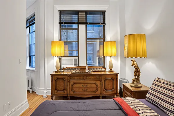 Sold by Compass | media 7