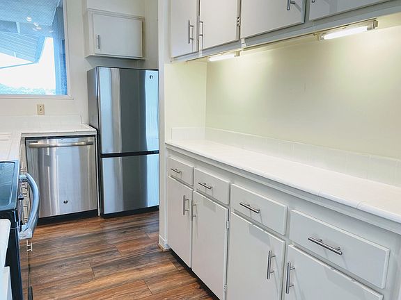 3rd image of 34 Andrew Dr Unit 131