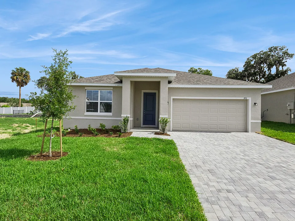 3712 Watercliff Cir