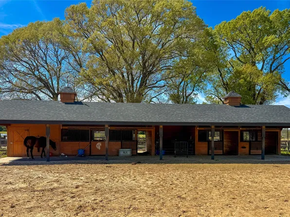 845 Fm 2330, Montalba, TX 75853