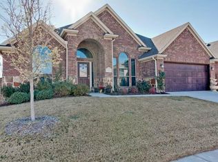 423 Bristol St, Roanoke, TX 76262