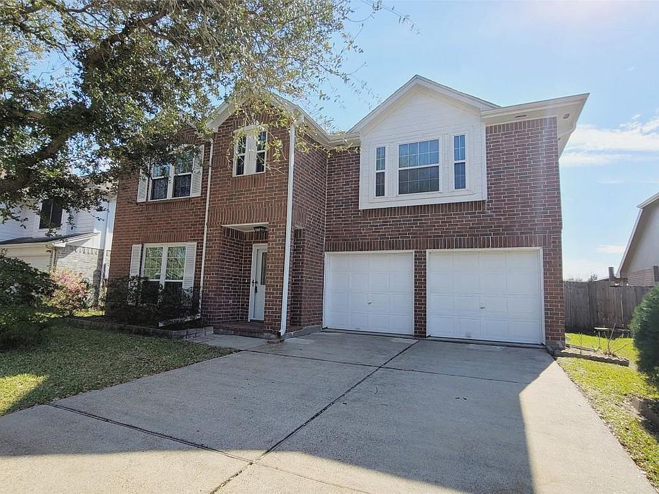 1st image of 627 Oak Glen Dr