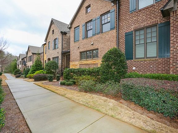 4th image of 9042 Tuckerbrook Ln