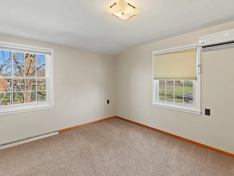 medium bedroom