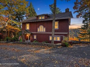 58 Swiftwater Rd, Pocono Manor, PA 18349