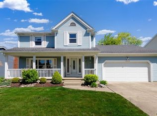 1042 Thomas Fox Dr E, North Tonawanda, NY 14120