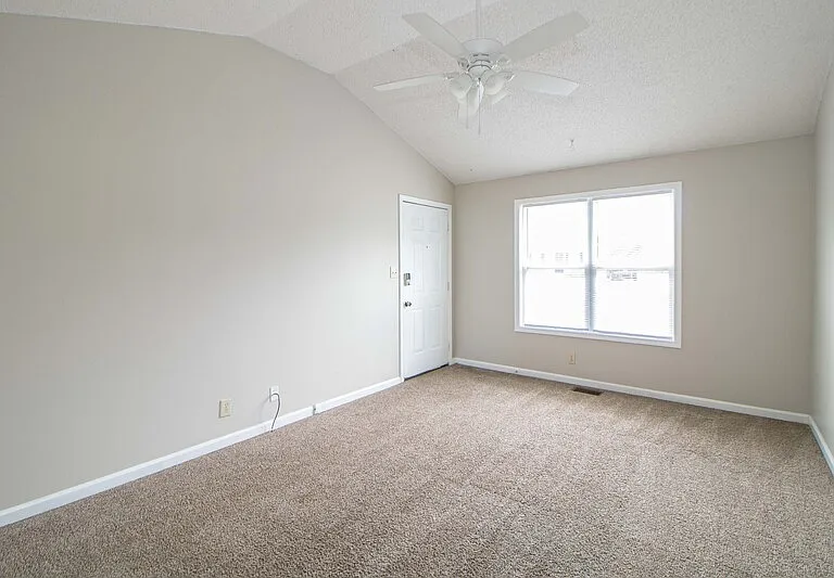 1957 Timberline Cir — Photo 4