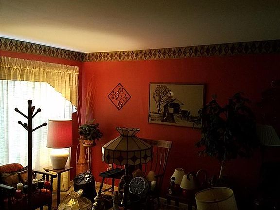 2nd image of 827 93rd St