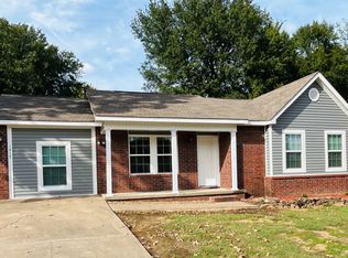 1417 Grand Pine Dr, Greenwood, AR 72936