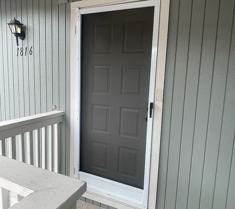 1st image of 1816 Shirley Dr