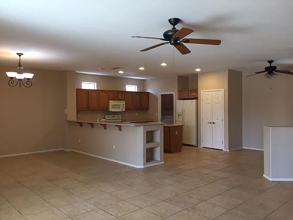 5th image of 16417 W Desert Lily Dr