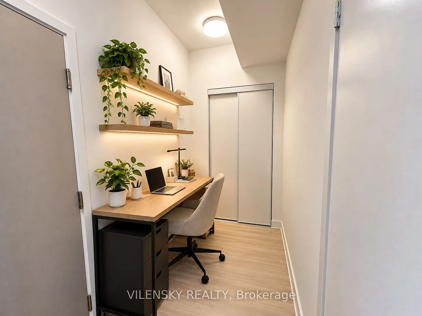 Nordic Condos — Photo 4