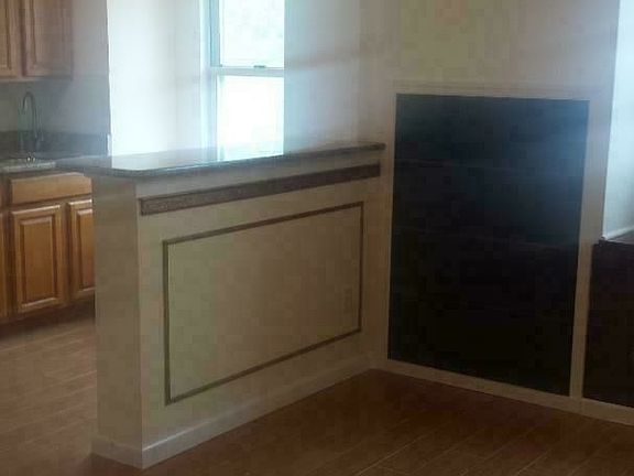 4th image of 21-24 29th St #1
