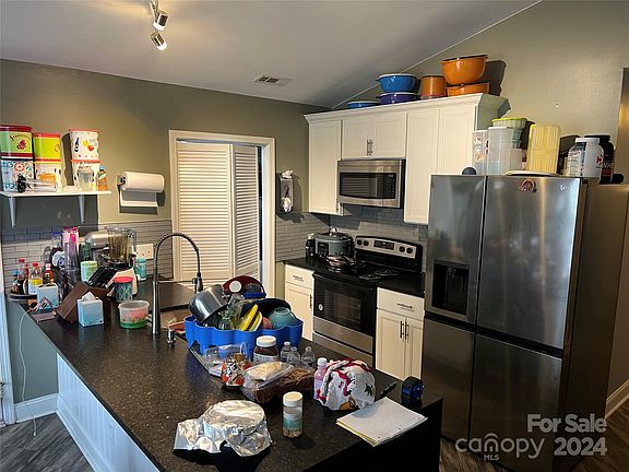 4th image of 3015 Salmon River Dr