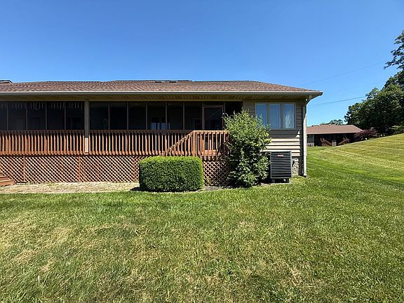 5th image of 108 Pine Park Pl