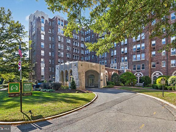 3rd image of 4000 Cathedral Ave NW APT 17B